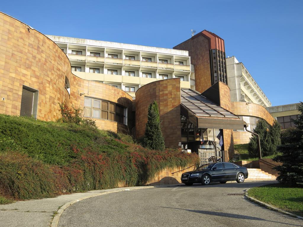 Retro Hotel Suza Bratislava Exterior foto